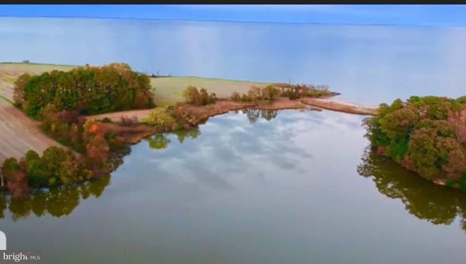St. Clarence Creek   --  Over 600 ft of Waterfront