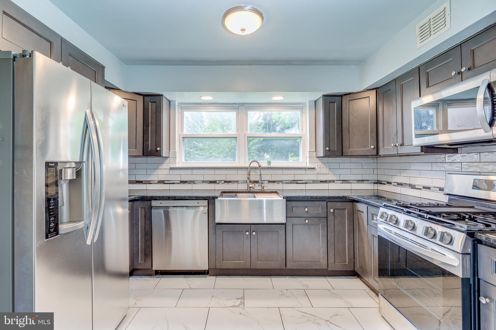 1602 Olive Place Clementon, NJ 08021 - Photo 9 of 26