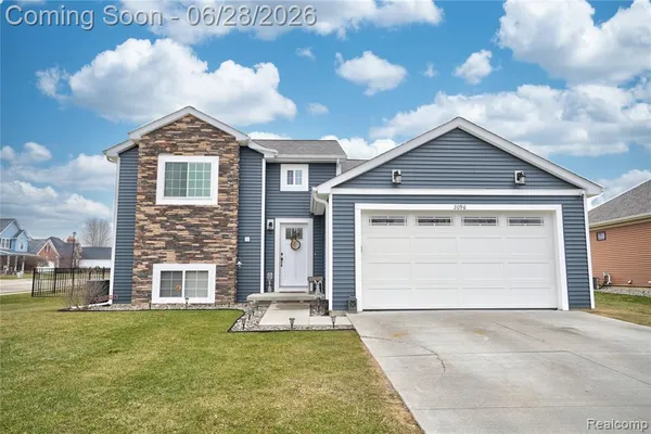 $335,000 | 2096 Mozart Avenue, Davison, MI 48423