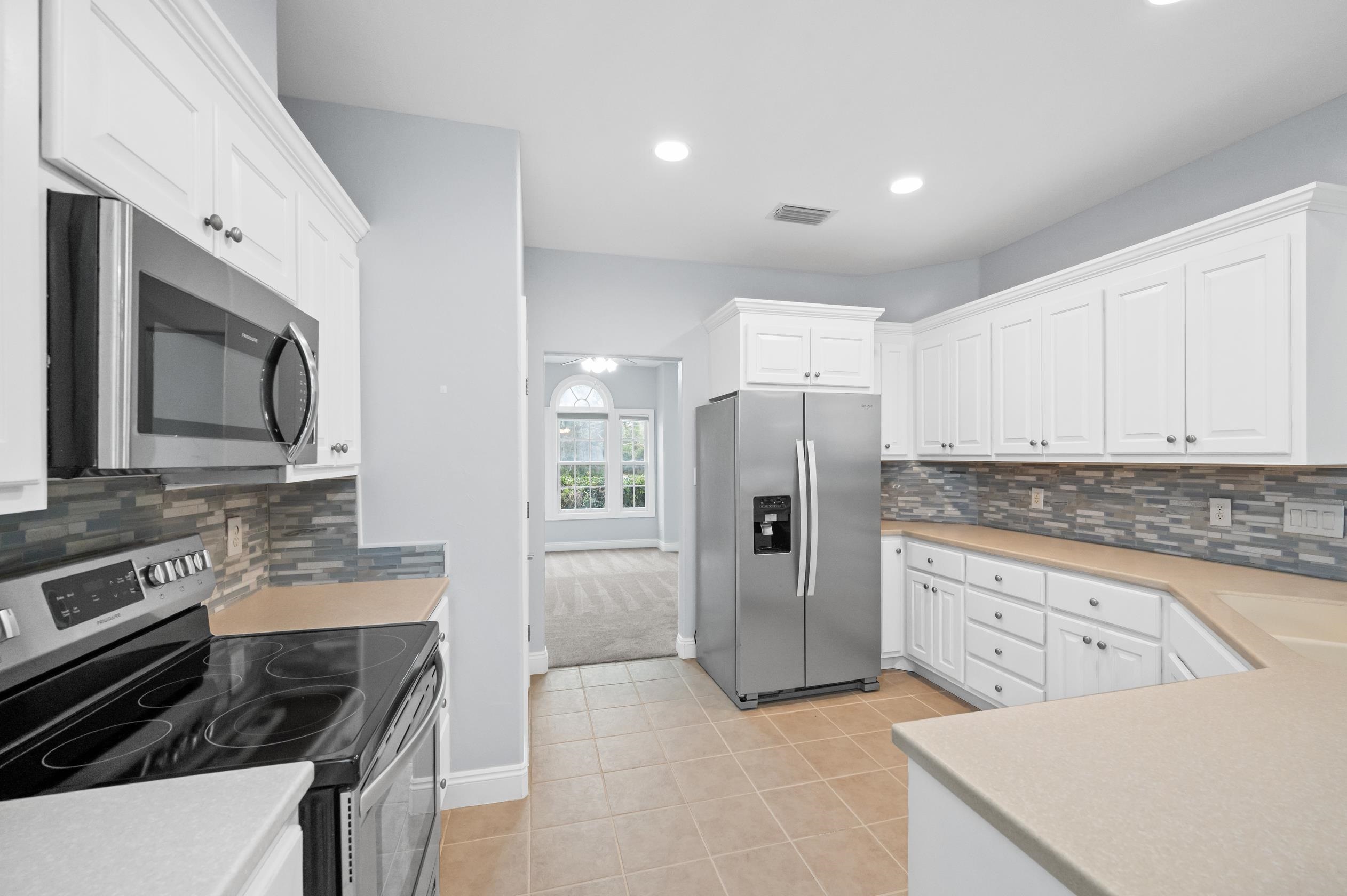 31577 River Road Orange Beach, AL 36561 - Photo 16 of 39 Kitchen
