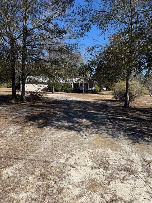 584 Knox Street Nahunta, GA 31553 - Photo 2 of 37