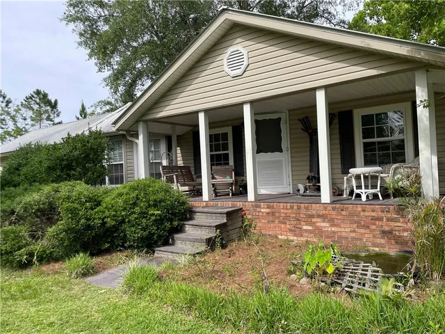 $279,000 | 584 Knox Street, Nahunta, GA 31553