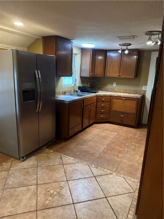 584 Knox Street Nahunta, GA 31553 - Photo 10 of 37