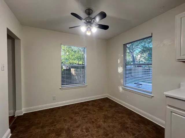 $1,600 | 928 East 56th Street, Austin, TX 78751