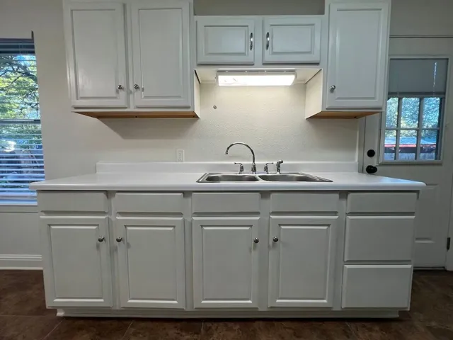 $1,600 | 928 East 56th Street, Austin, TX 78751