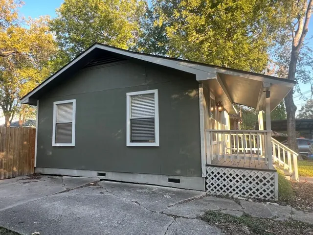 $1,600 | 928 East 56th Street, Austin, TX 78751