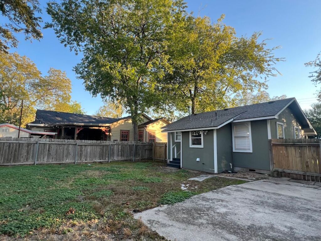 928 East 56th Street Austin, TX 78751 - Photo 27 of 30