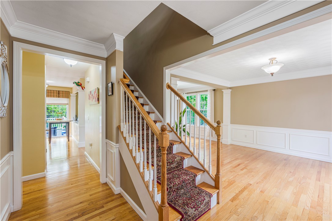 115 Castle Rocks Road Warwick, RI 02886 - Photo 5 of 40