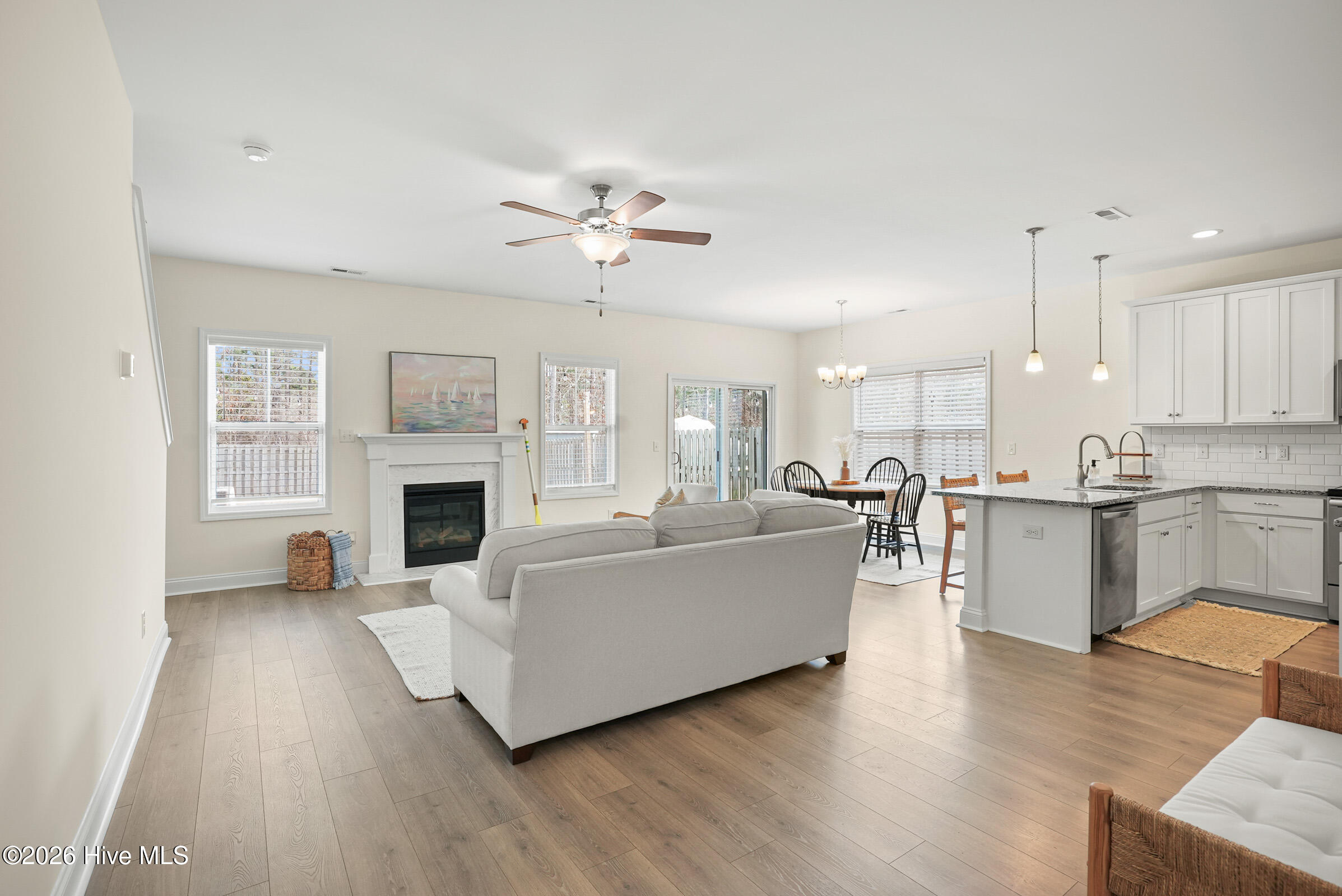 1408 Branch Row Wilmington, NC 28405 - Photo 10 of 42 1408BranchRow_Jacki_MLS_10