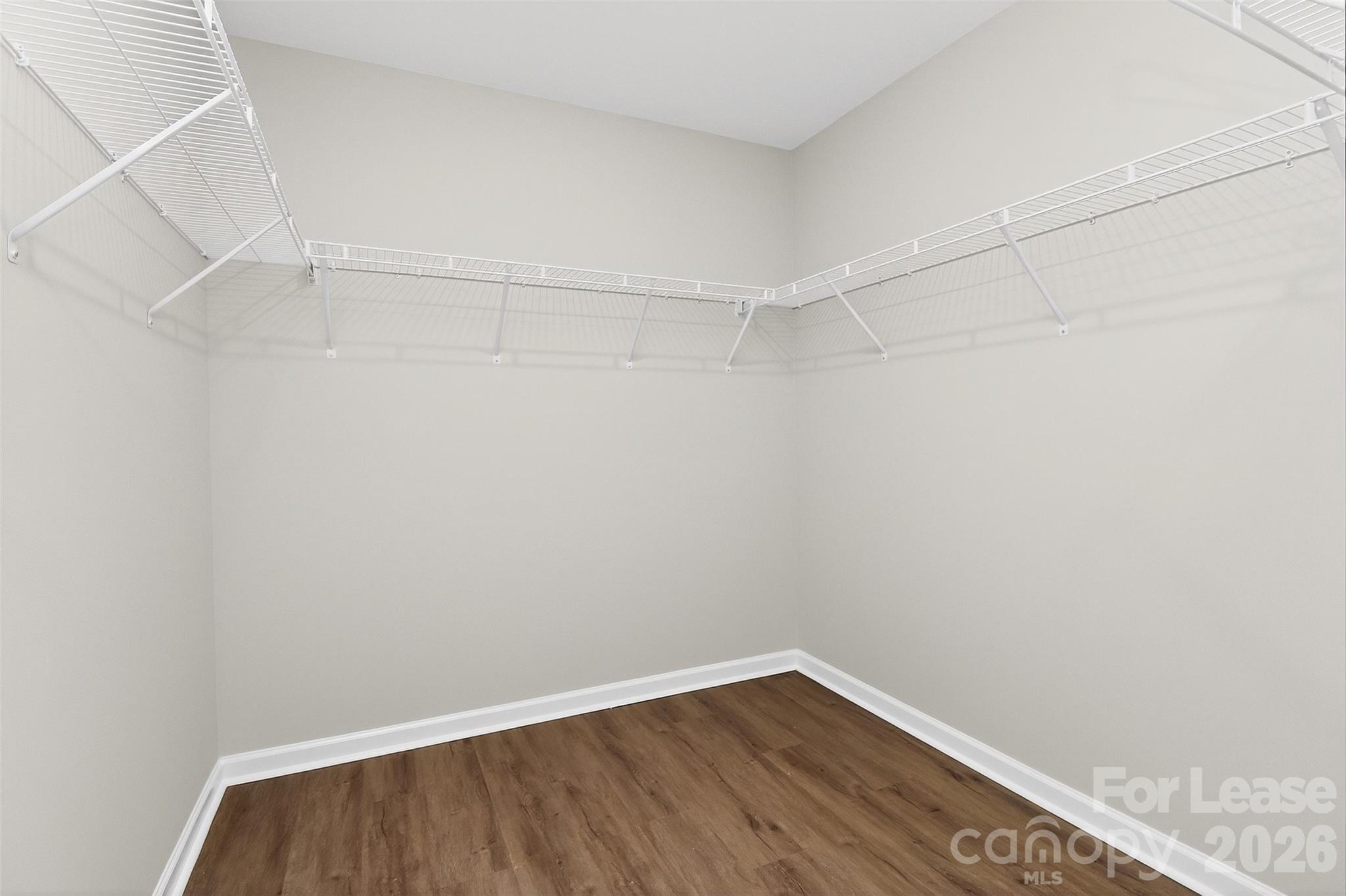 333 North Hoskins Road Charlotte, NC 28216 - Photo 15 of 28 Gallery Image 15