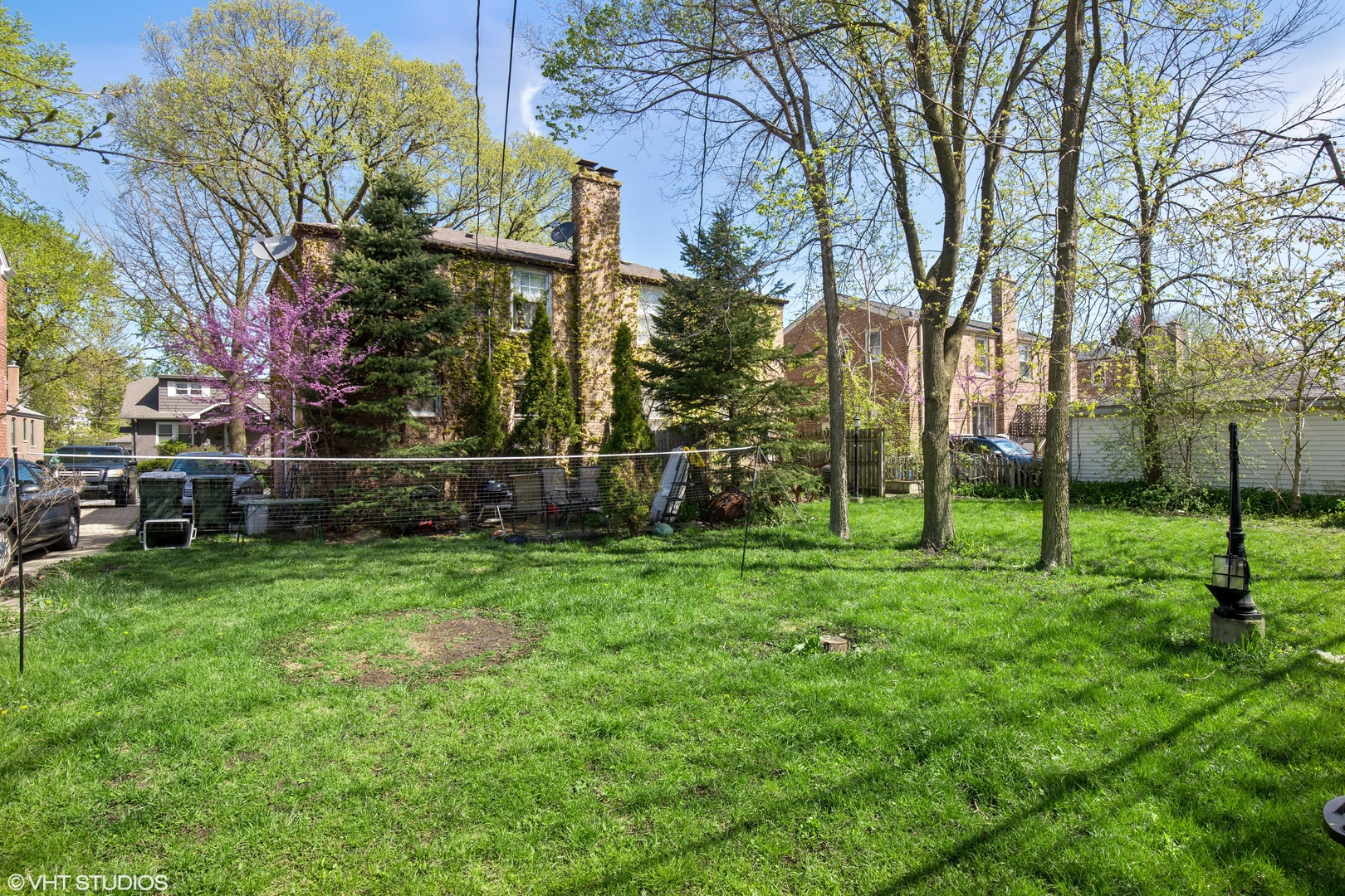 163 East Burlington Street Riverside, IL 60546 - Photo 7 of 7 a view of backyard with green space