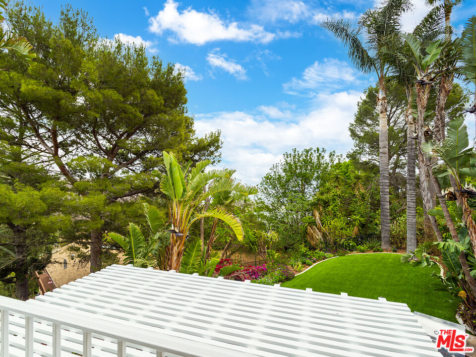 4324 Hillview Drive Malibu, CA 90265 - Photo 23 of 24