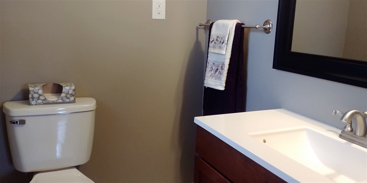8444 Telephone Road Newburgh, IN 47630 - Photo 6 of 34