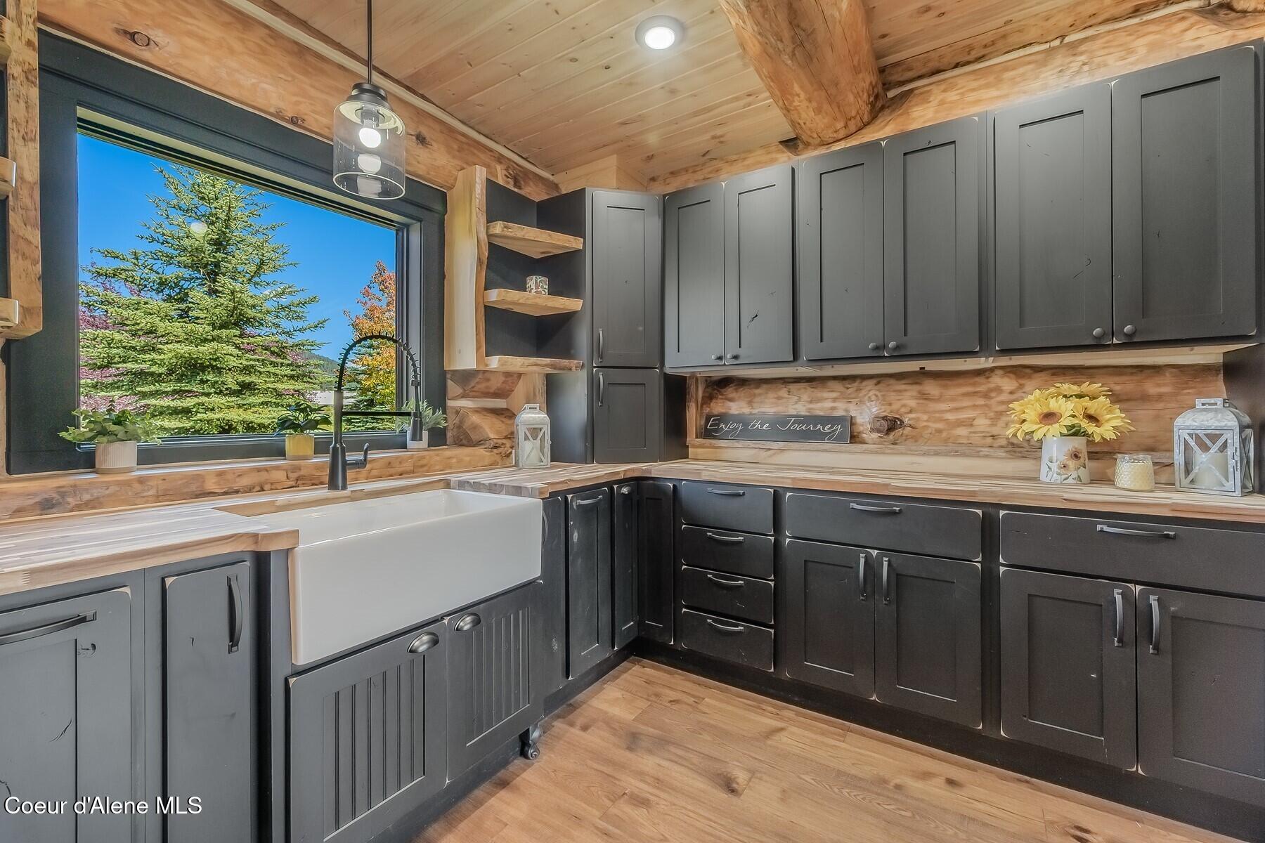 158 West Mountain Vw Road Moyie Springs, ID 83845 - Photo 13 of 63 Deep Farm Sink