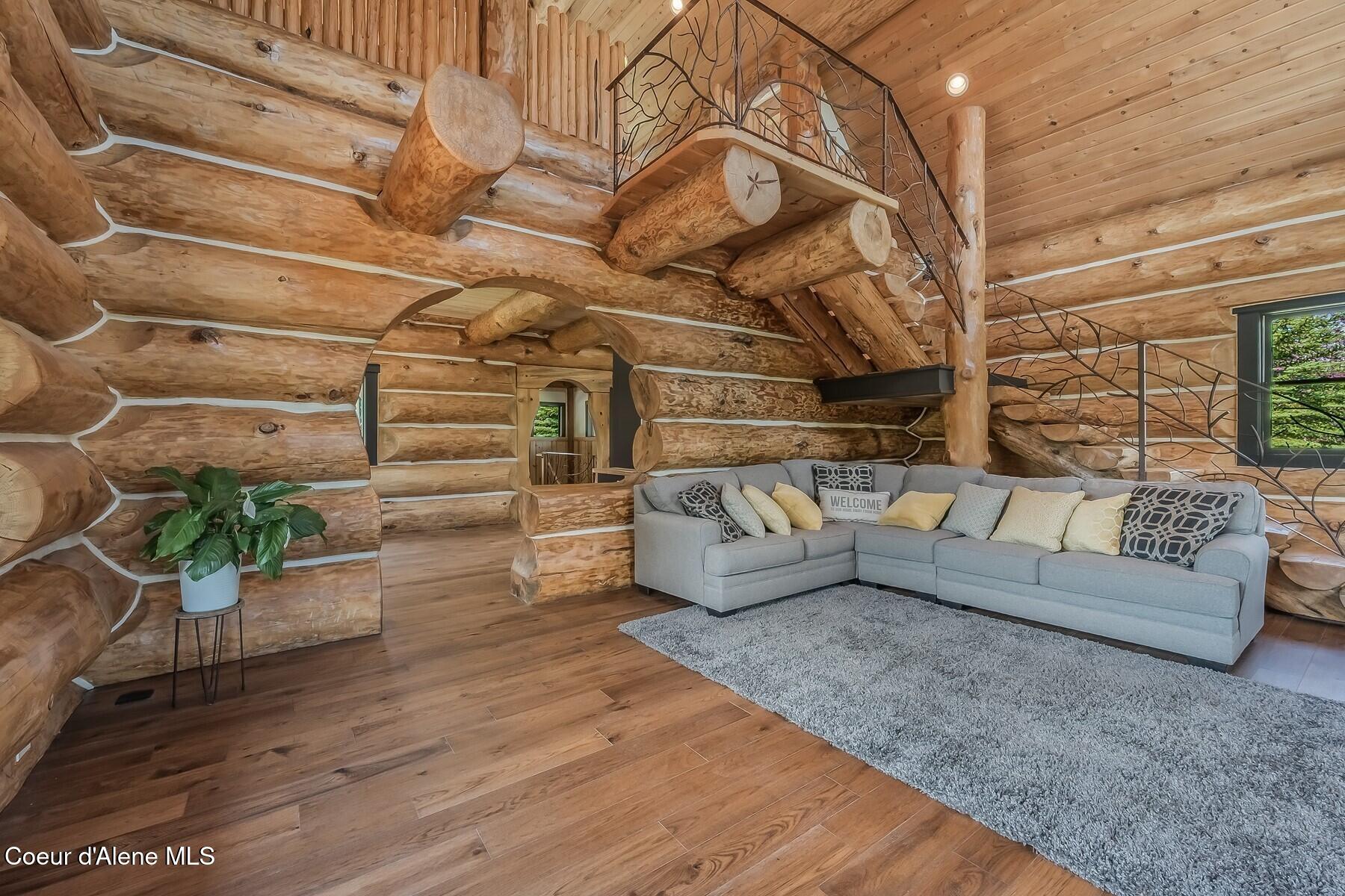 158 West Mountain Vw Road Moyie Springs, ID 83845 - Photo 16 of 63 Living Room