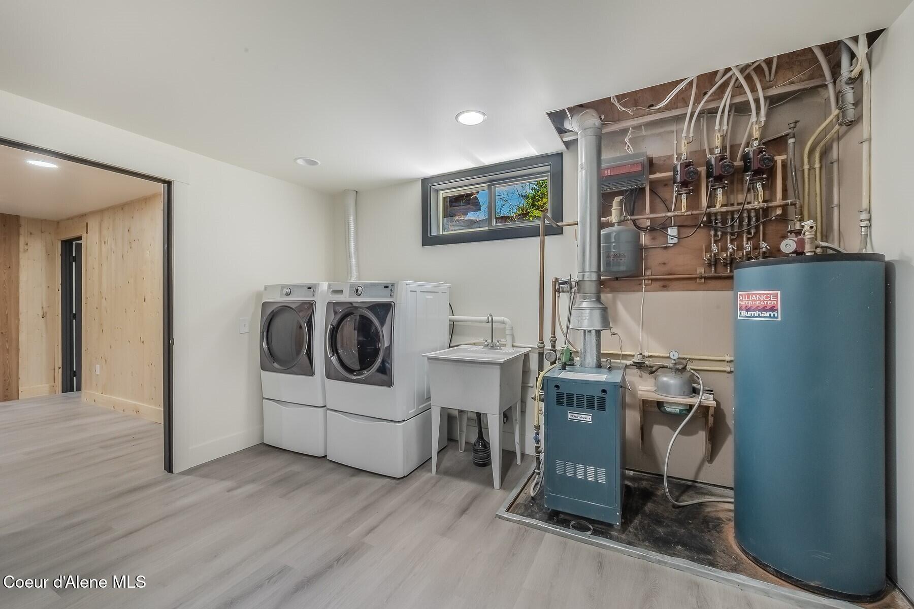 158 West Mountain Vw Road Moyie Springs, ID 83845 - Photo 36 of 63 Laundry - Mechanical Room