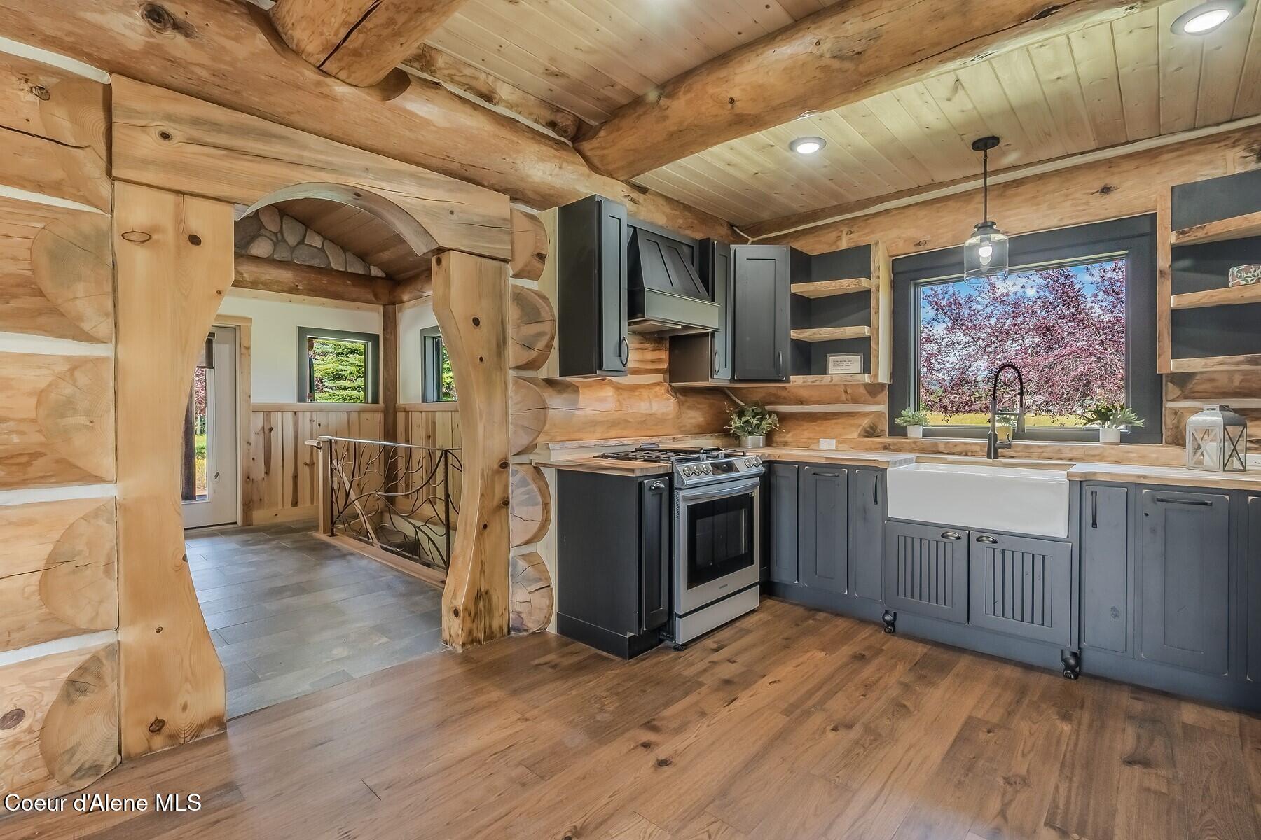 158 West Mountain Vw Road Moyie Springs, ID 83845 - Photo 10 of 63 Open Beams