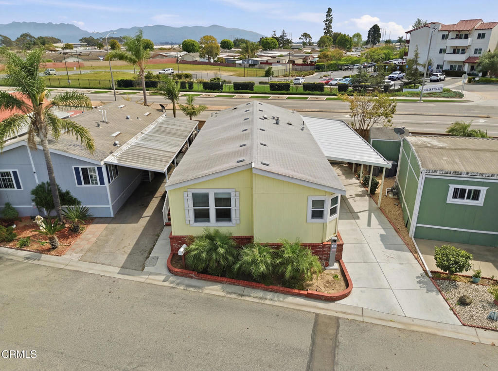 1657 Lime Avenue, Unit 87 Oxnard, CA 93033 - Photo 32 of 37 an aerial view of a house