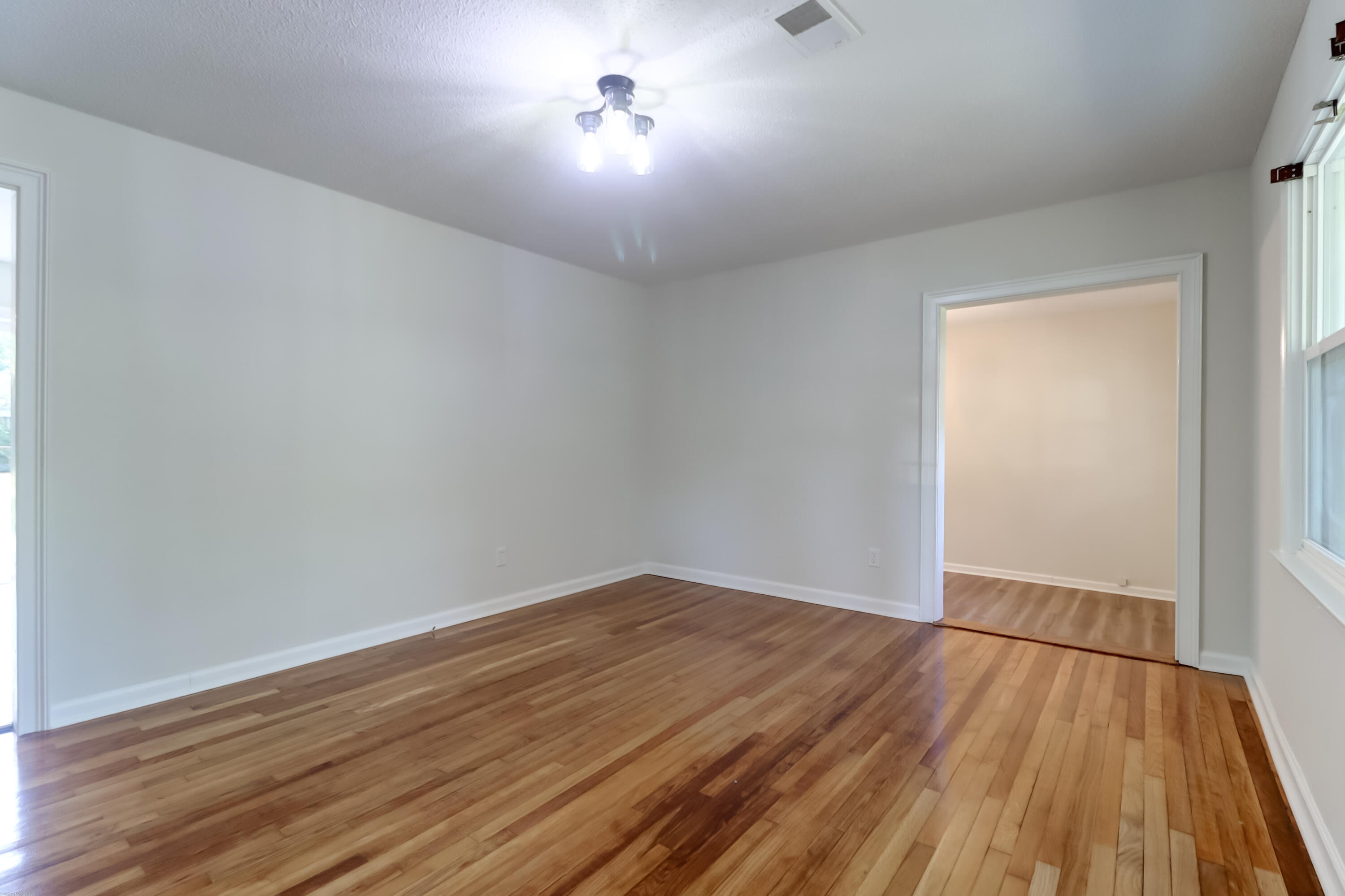 3302 Berryhill Road Johns Island, SC 29455 - Photo 5 of 25 Living Room