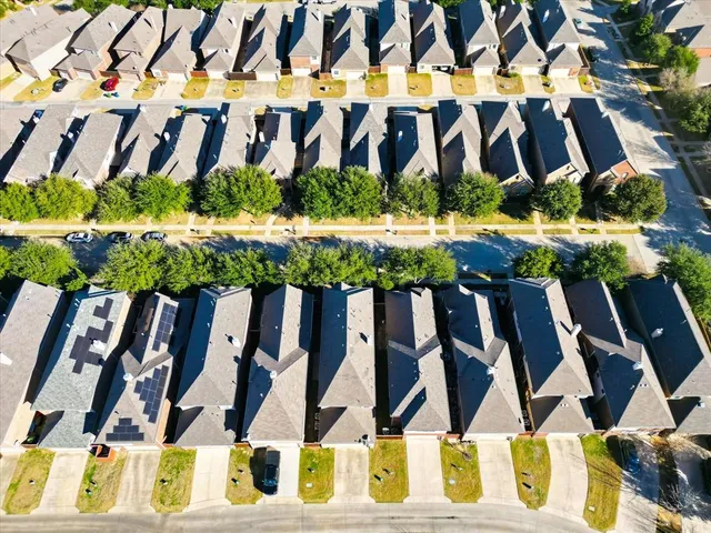 $475,000 | 2462 Sunderland Lane, Lewisville, TX 75067