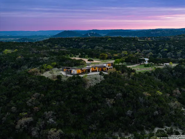 $4,250,000 | 5081 Texas 173 Center Point, Center Point, TX 78010
