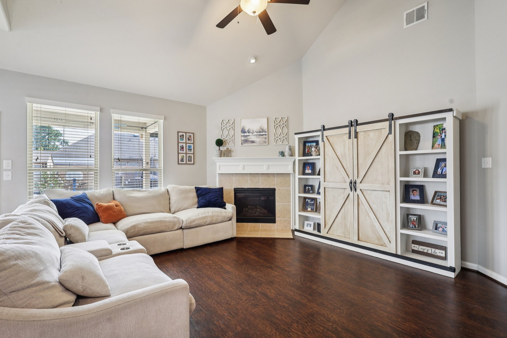 3663 Cottage Pines Lane Spring, TX 77386 - Photo 4 of 47 a living room with furniture and a fireplace