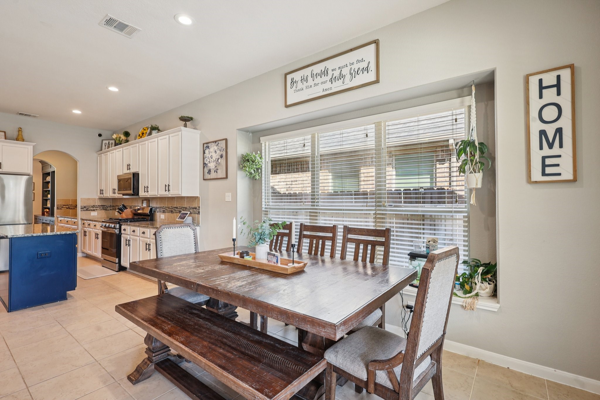 3663 Cottage Pines Lane Spring, TX 77386 - Photo 8 of 47 a view of a dining room with furniture