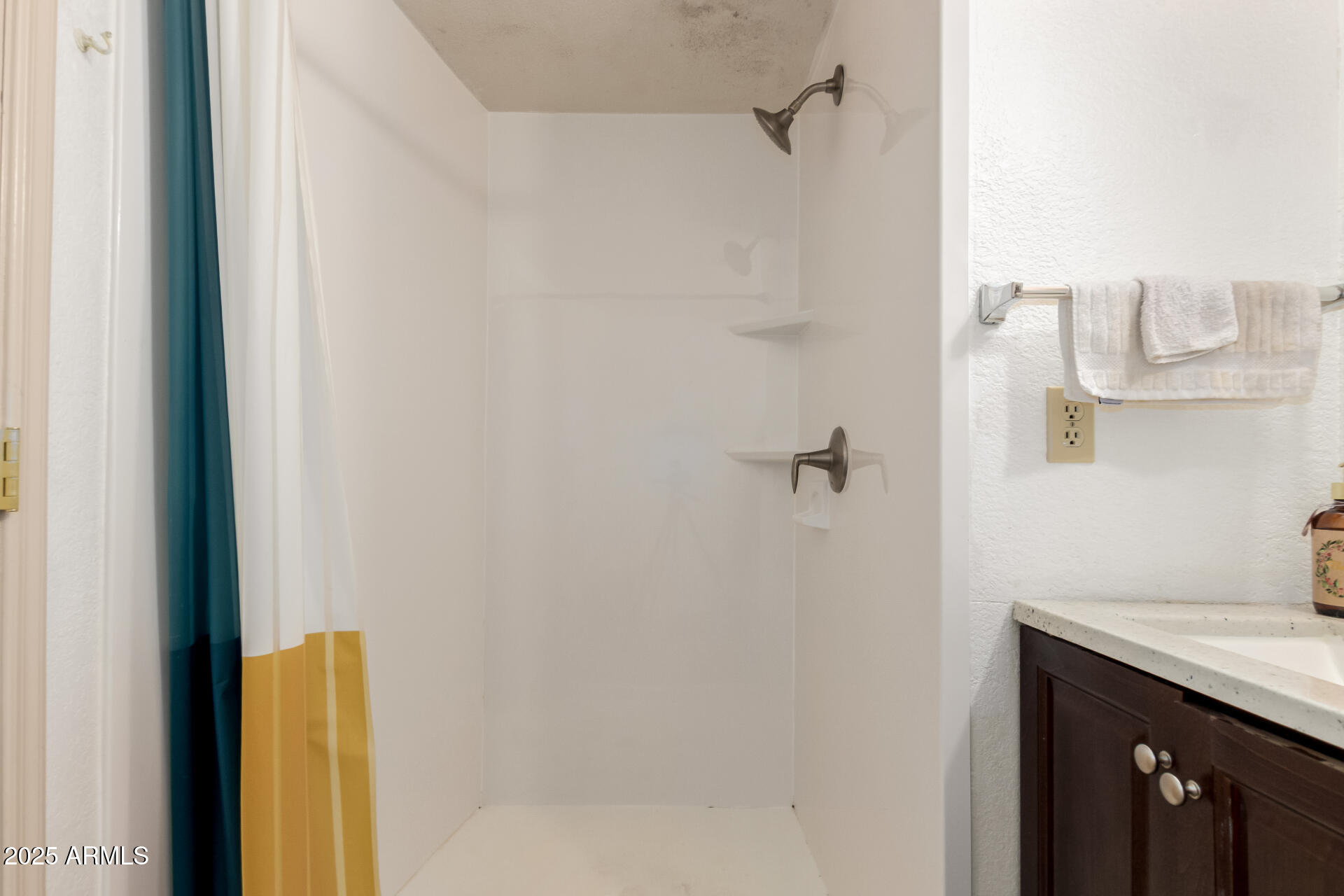 2329 North Recker Road, Unit 20 Mesa, AZ 85215 - Photo 27 of 32 28-Recker