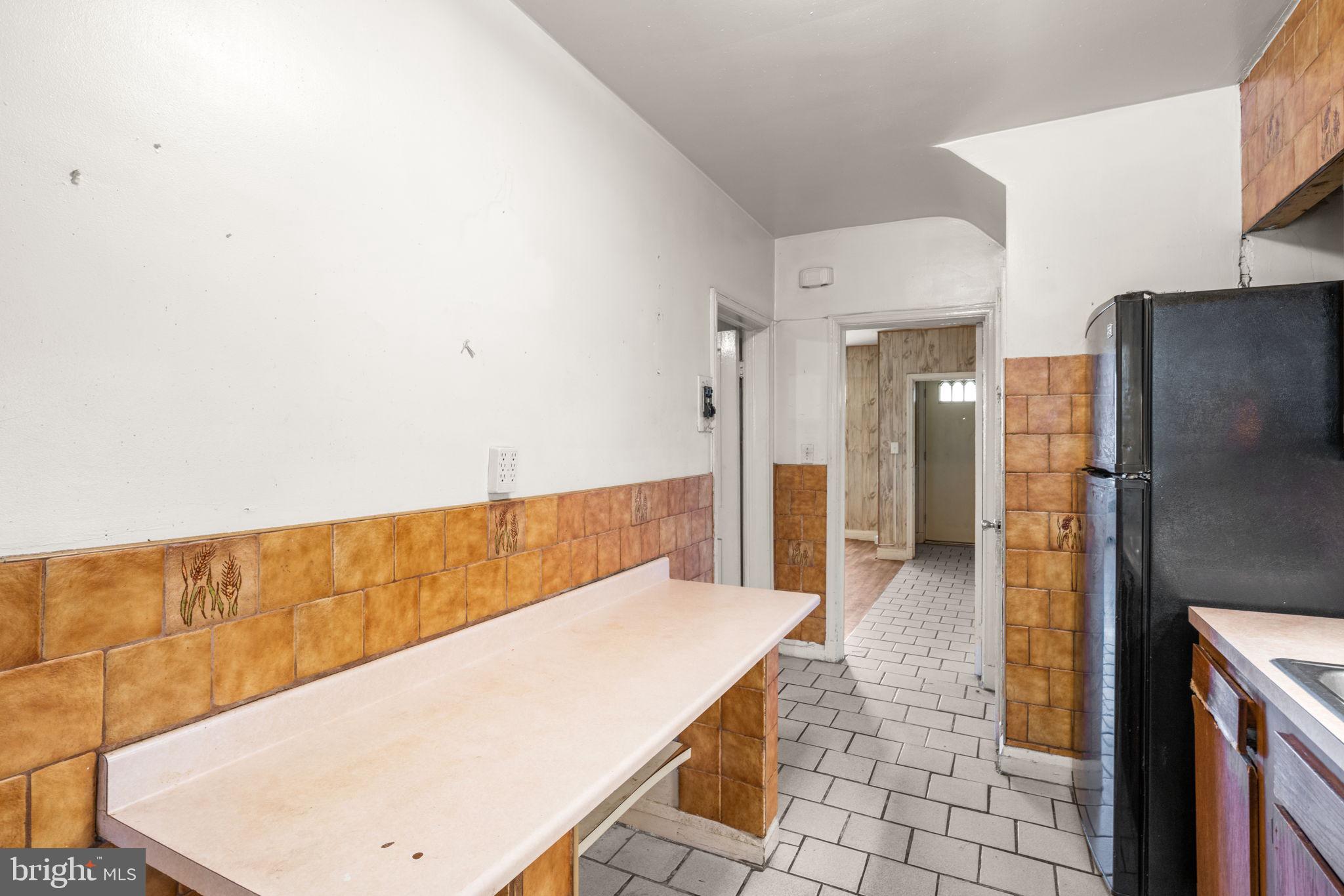 1601 Kingsway Road Baltimore, MD 21218 - Photo 11 of 31 Kitchen