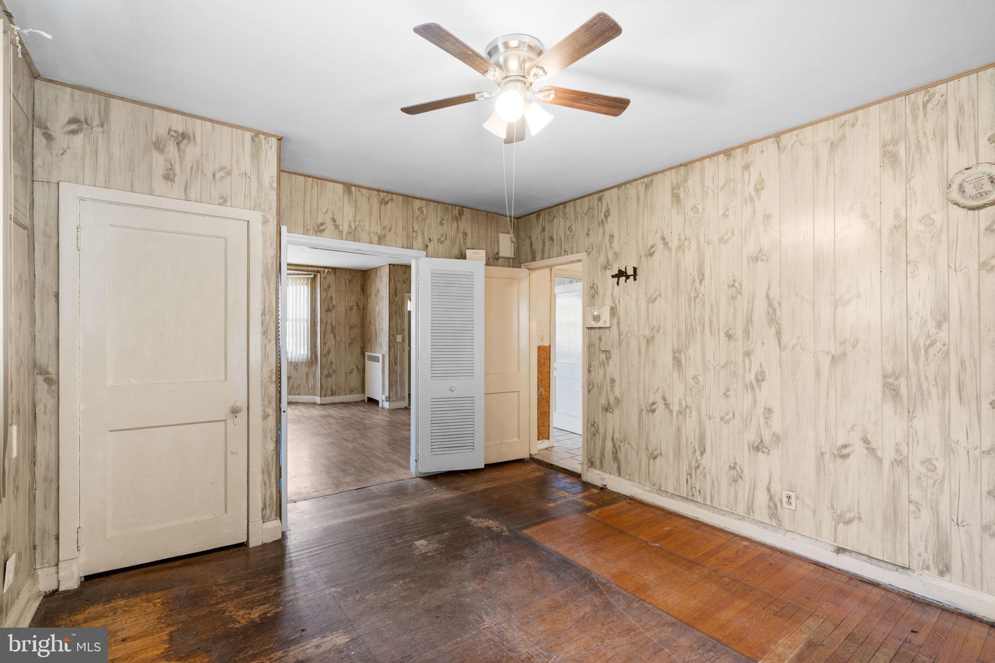 1601 Kingsway Road Baltimore, MD 21218 - Photo 8 of 31 Dining Room