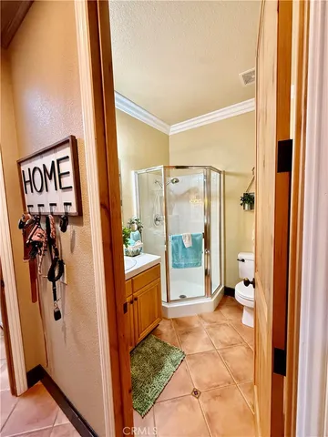 a view of an entryway with a bath tub