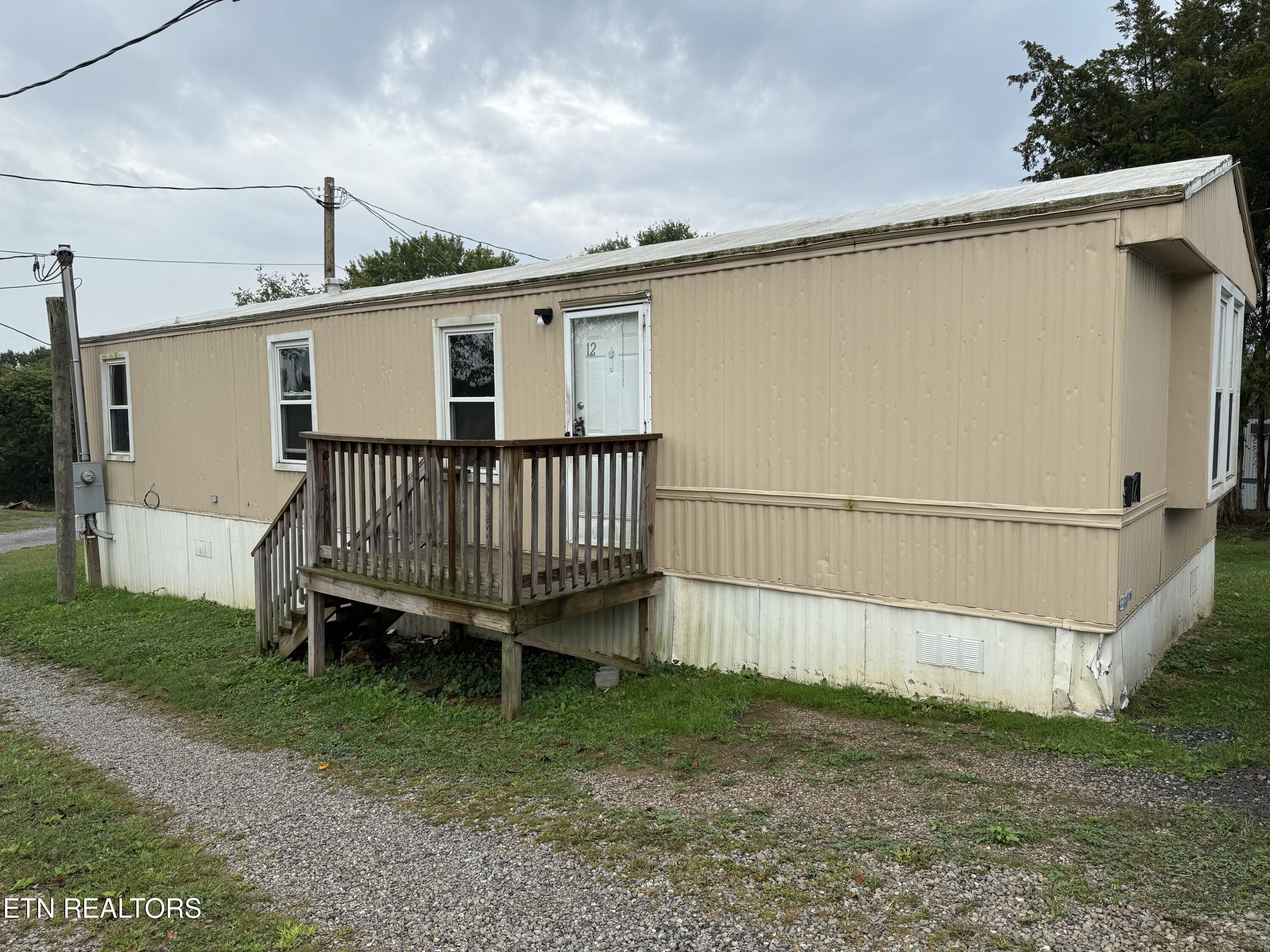 12 Kingswood Road Talbott, TN 37877 - Photo 2 of 10 KW 12