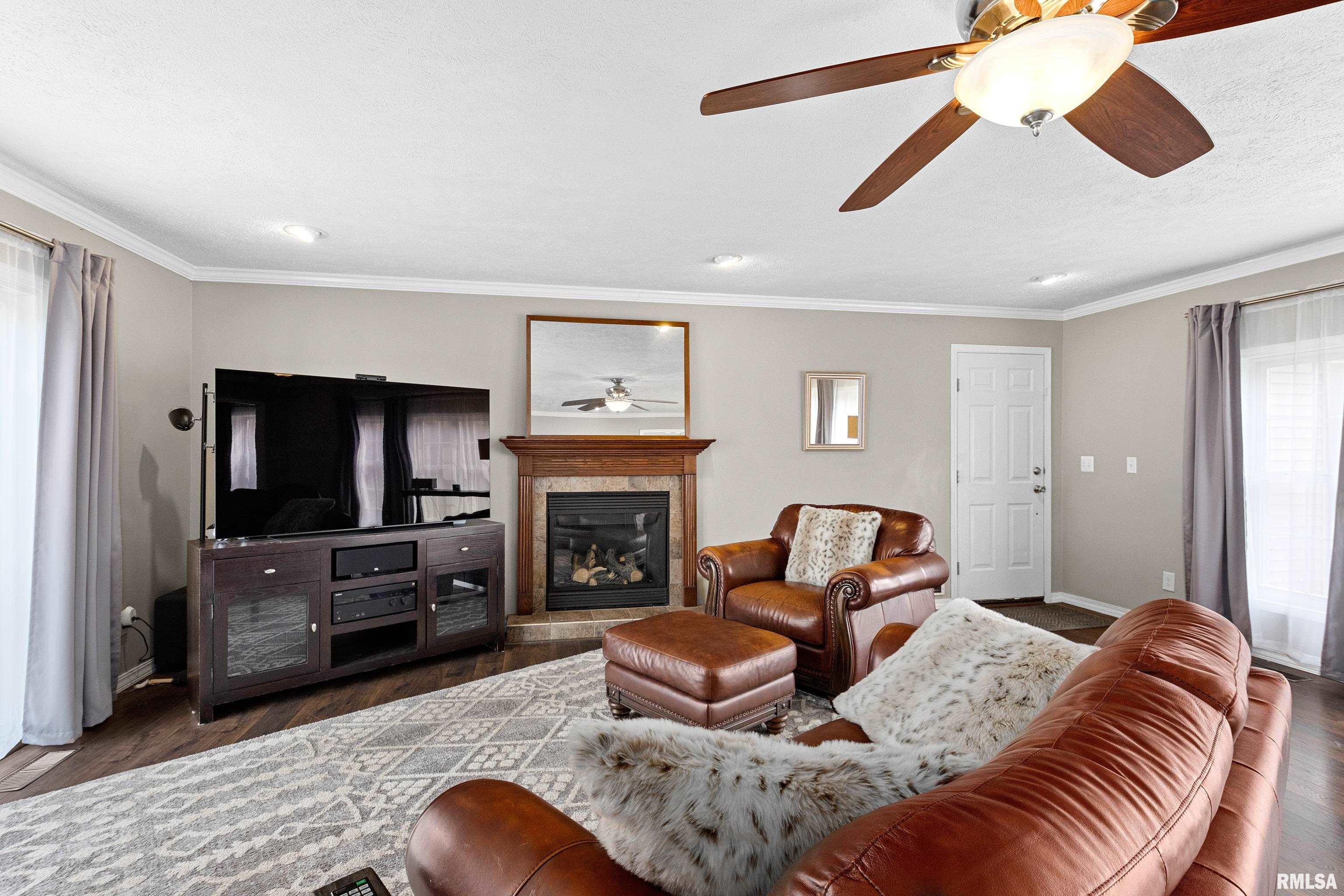 5 Exeter Road Mackinaw, IL 61755 - Photo 6 of 44