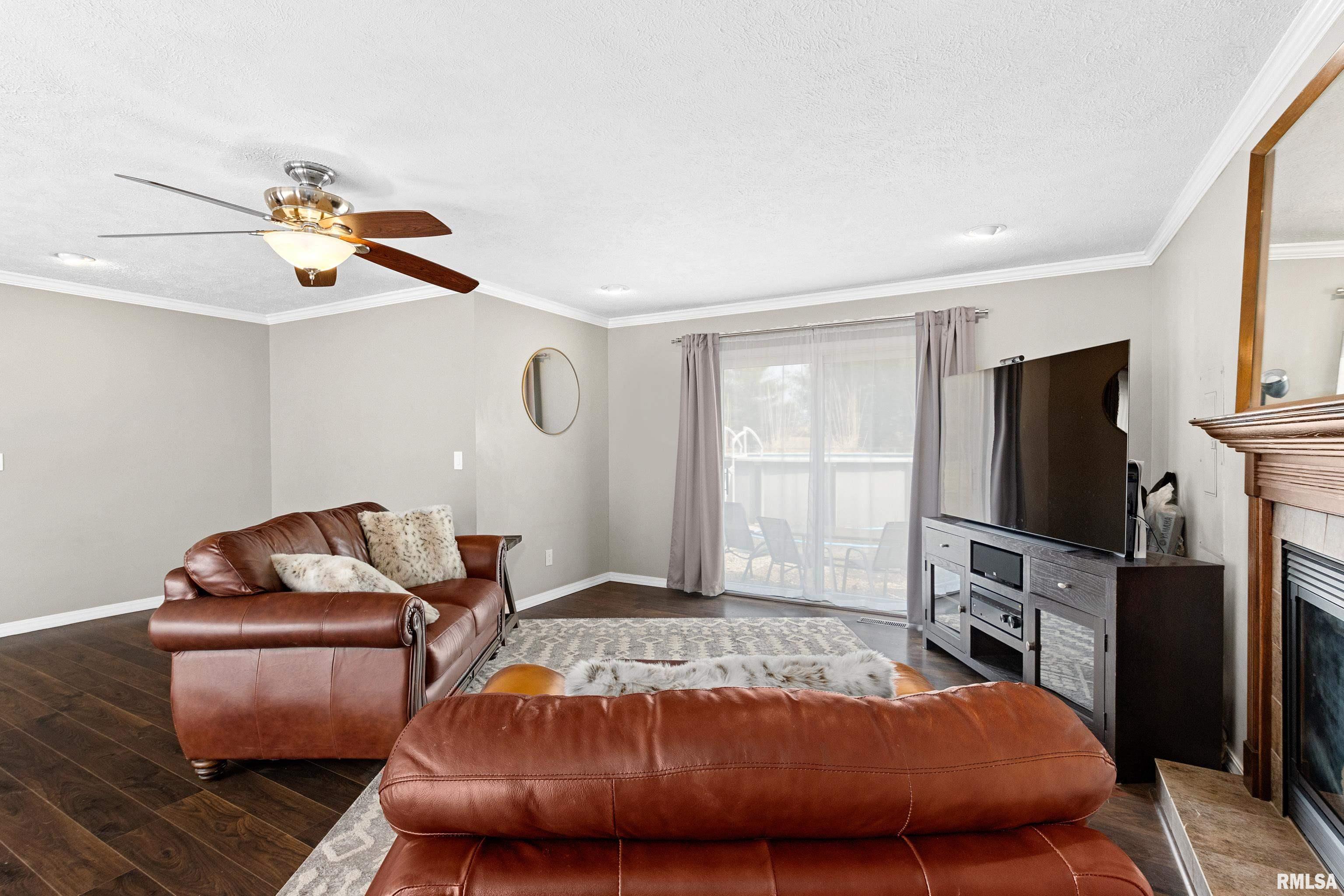 5 Exeter Road Mackinaw, IL 61755 - Photo 7 of 44