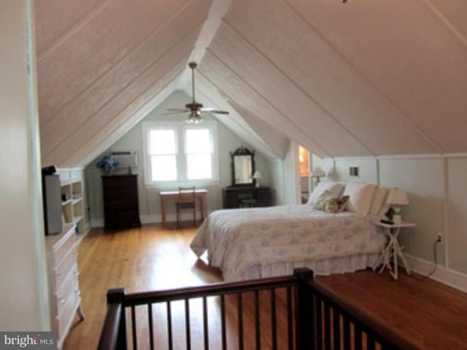 4714 16th Road North Arlington, VA 22207 - Photo 11 of 26 Master Bedroom