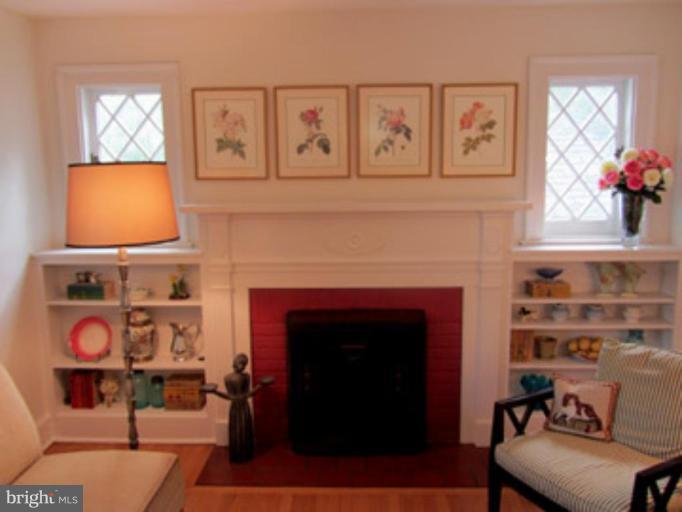 4714 16th Road North Arlington, VA 22207 - Photo 12 of 26 Living Room #2