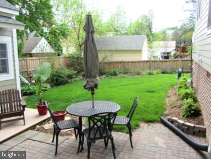 4714 16th Road North Arlington, VA 22207 - Photo 13 of 26 Back yard