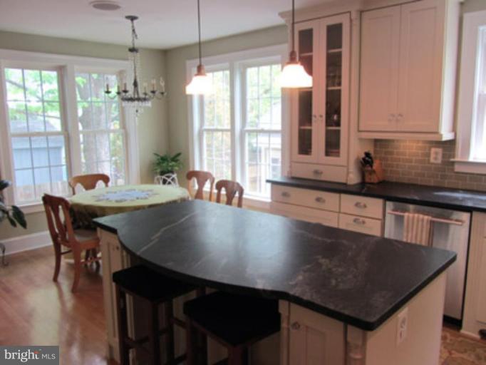 4714 16th Road North Arlington, VA 22207 - Photo 16 of 26 Kitchen #3