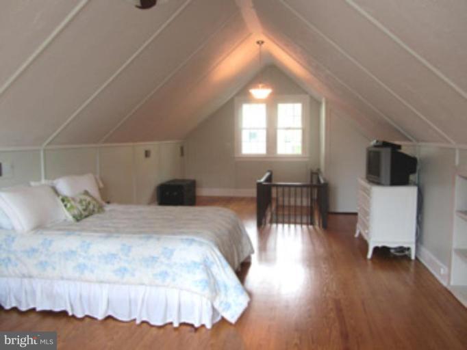 4714 16th Road North Arlington, VA 22207 - Photo 20 of 26 Master Bedroom #3