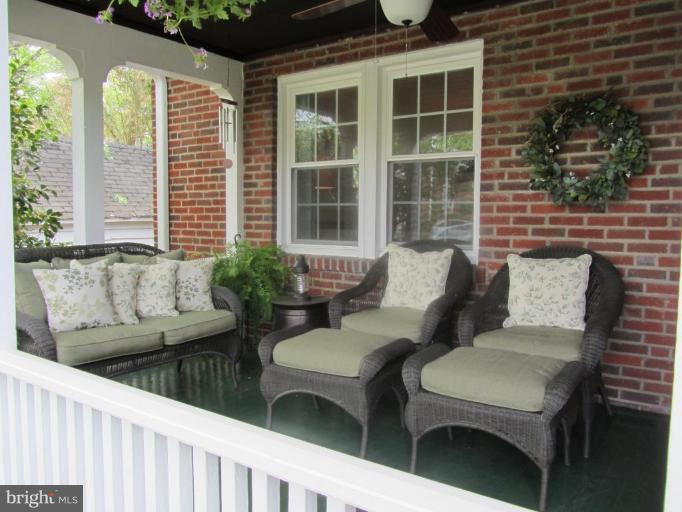 4714 16th Road North Arlington, VA 22207 - Photo 5 of 26 Porch