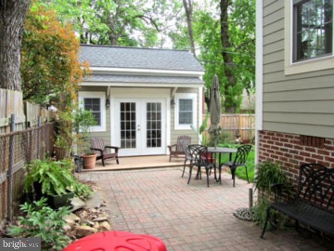 4714 16th Road North Arlington, VA 22207 - Photo 6 of 26 Shed