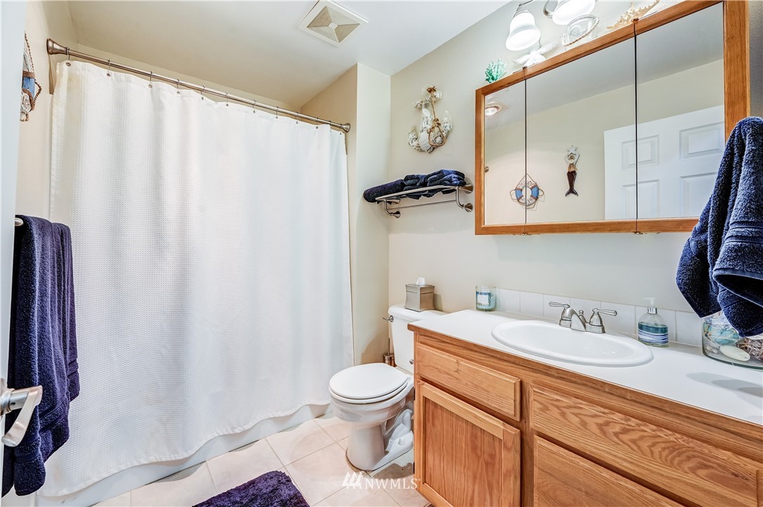 1001 West Casino Road, Unit C201 Everett, WA 98204 - Photo 15 of 19