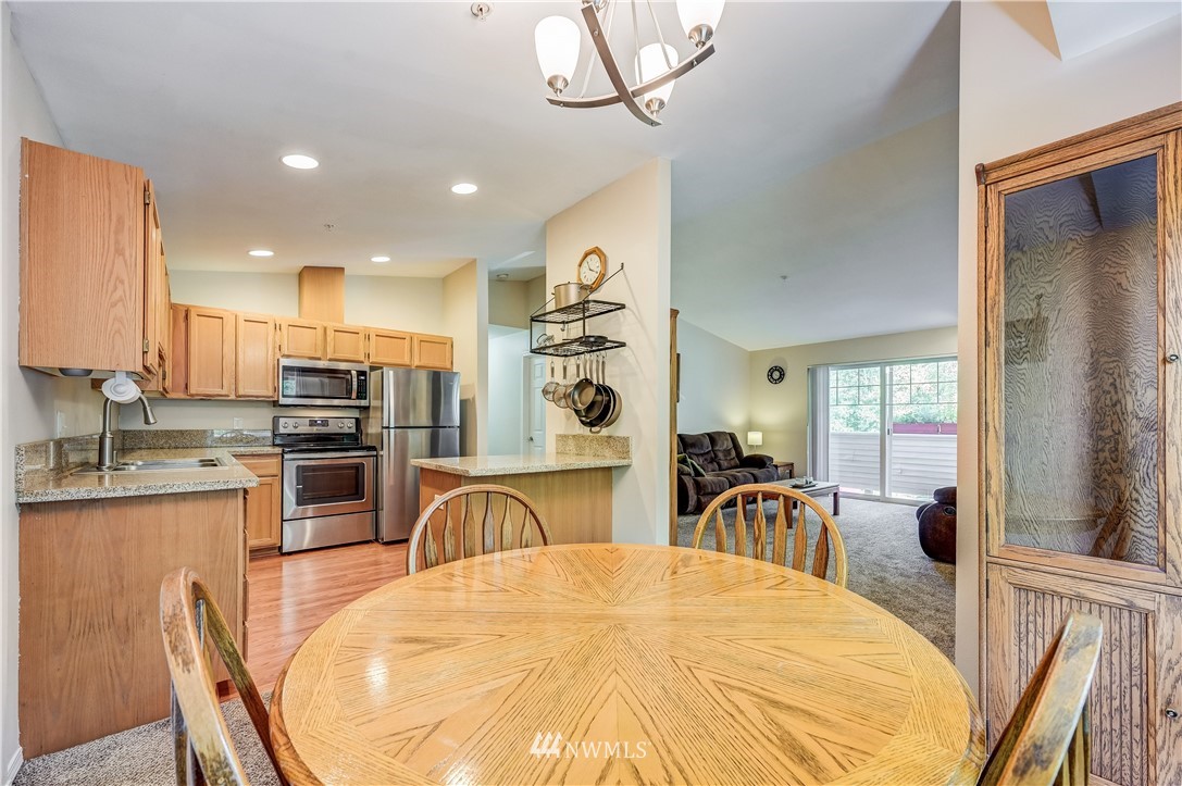 1001 West Casino Road, Unit C201 Everett, WA 98204 - Photo 9 of 19