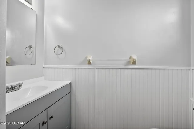 $1,600 | 168 West Sandalwood Court, Daytona Beach, FL 32119