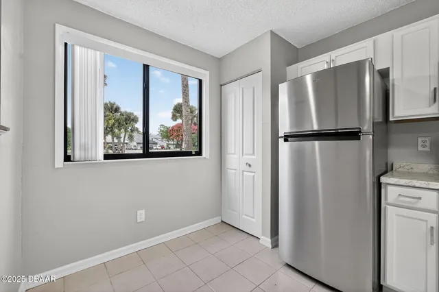 $1,600 | 168 West Sandalwood Court, Daytona Beach, FL 32119