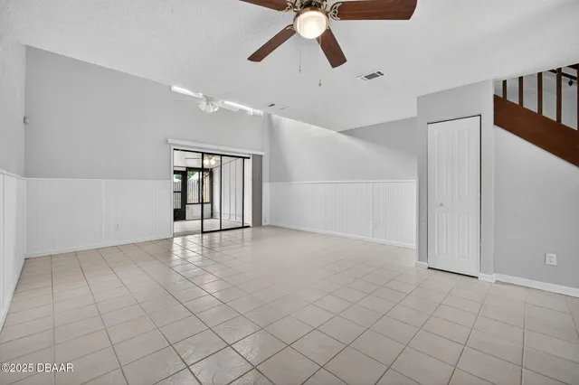 $1,600 | 168 West Sandalwood Court, Daytona Beach, FL 32119