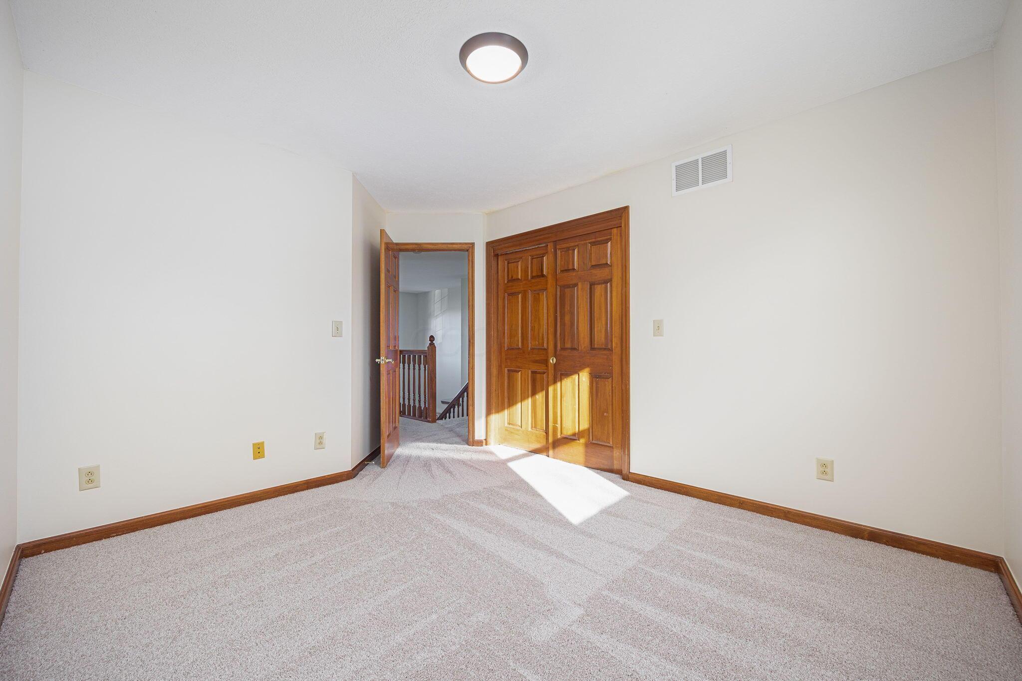 13521 Palmer Road Southwest Etna, OH 43068 - Photo 41 of 50 Bedroom 3