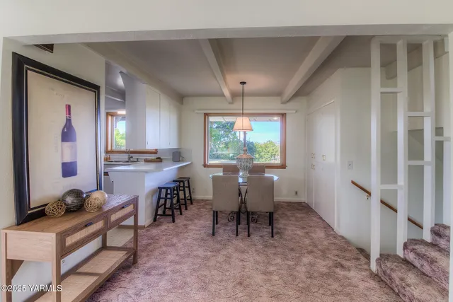 $468,750 | 4102 Naches Heights Road, Yakima, WA 98908