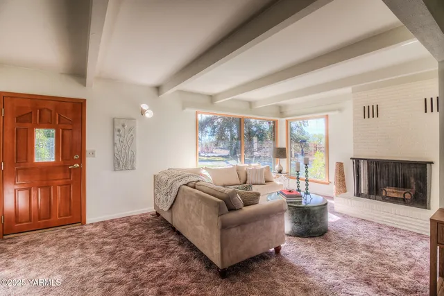 $468,750 | 4102 Naches Heights Road, Yakima, WA 98908