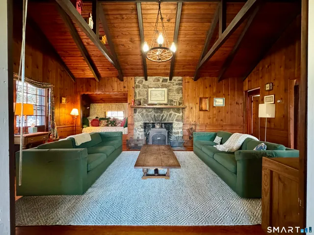 $2,800 | 10 Sunset Trail, New Fairfield, CT 06812